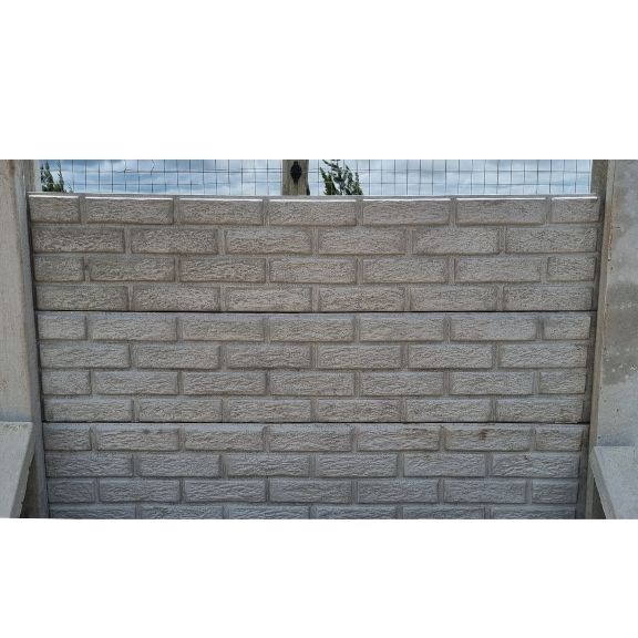 Precast wall - brick pattern